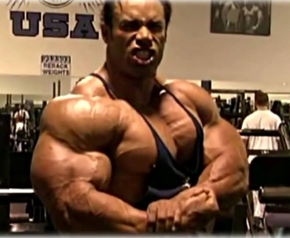 Kevin Levrone competing in Open division - Professional bodybuilding photo 1 of 1